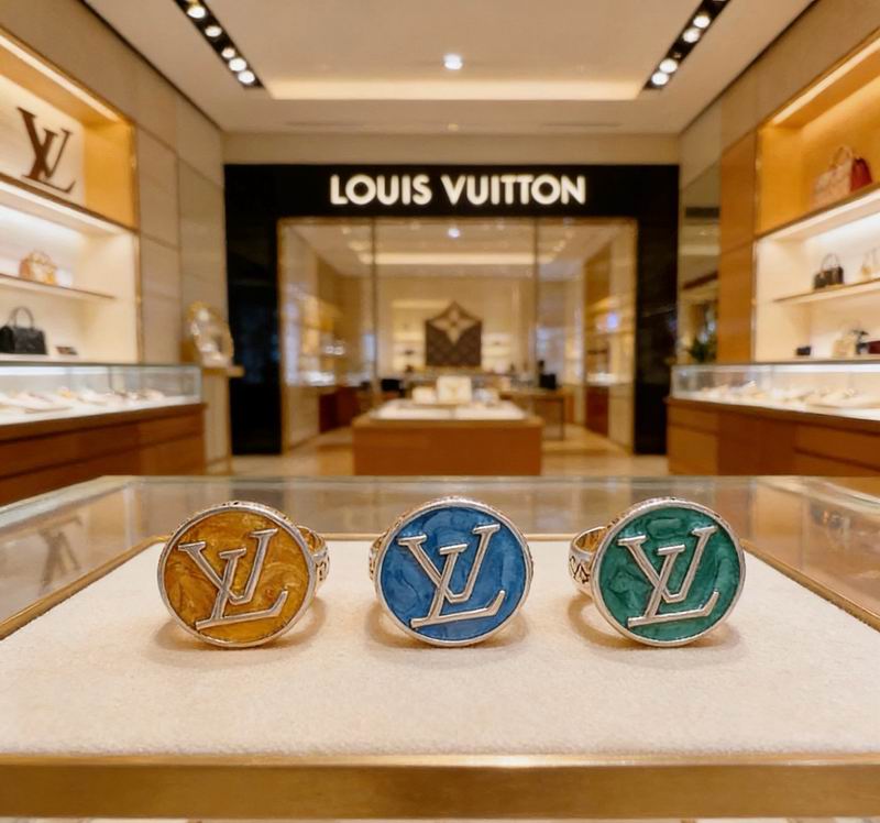 LV Ring 07yxs04
